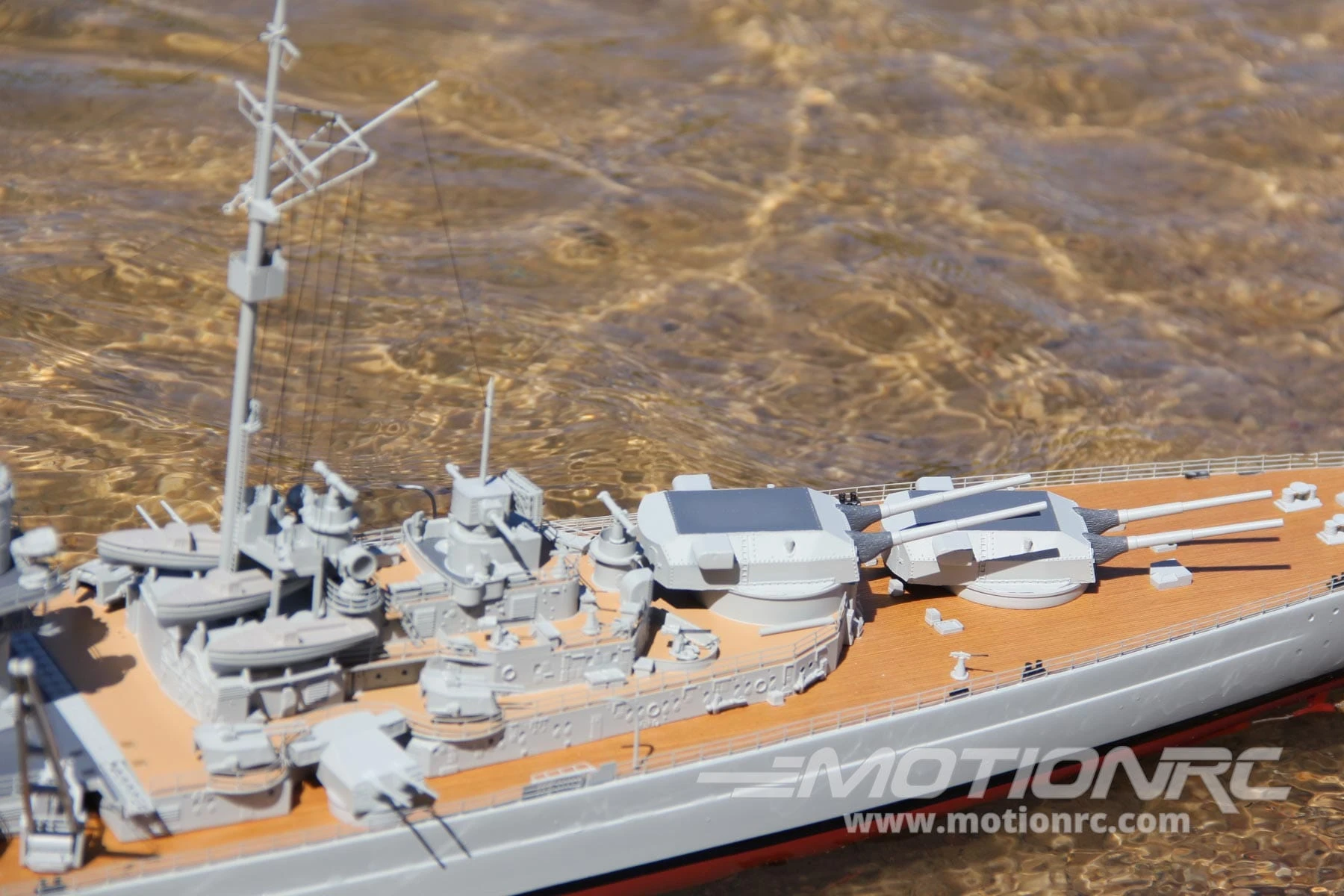 Bancroft Bismarck 1/200 Scale 1250mm (49") German Battleship - RTR 14 Bancroft Bismarck 1/200 Scale 1250mm (49") German Battleship - RTR - Image 12