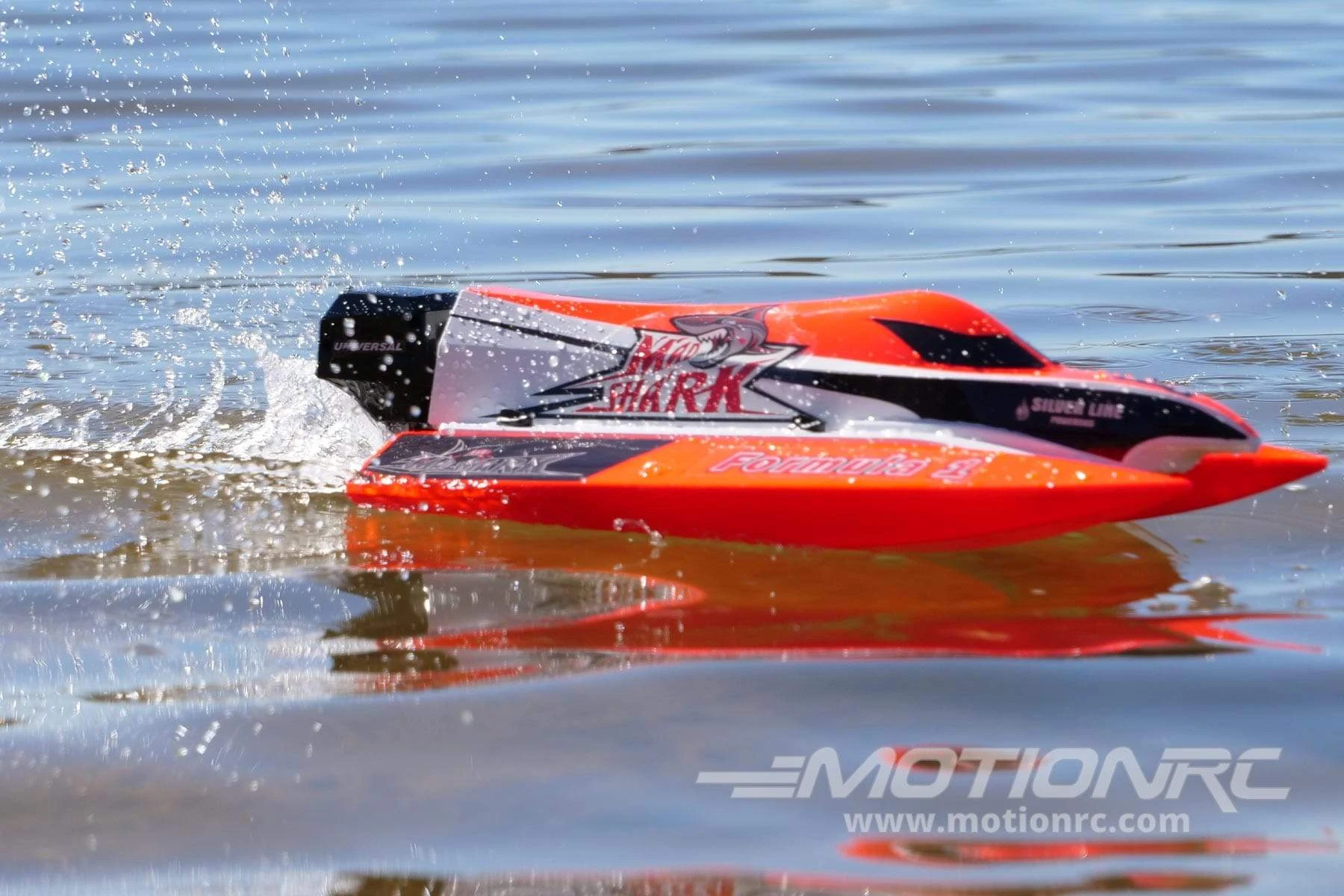 Bancroft Mad Shark V2 Brushless 368mm (14.5") F1 Tunnel Hull - RTR 6 Bancroft Mad Shark V2 Brushless 368mm (14.5") F1 Tunnel Hull - RTR - Image 4