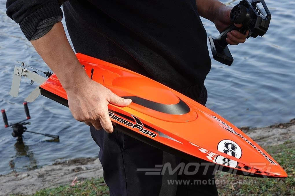 Bancroft Swordfish Deep V Red 675mm (26.5") Racing Boat - RTR 7 Bancroft Swordfish Deep V Red 675mm (26.5") Racing Boat - RTR - Image 5