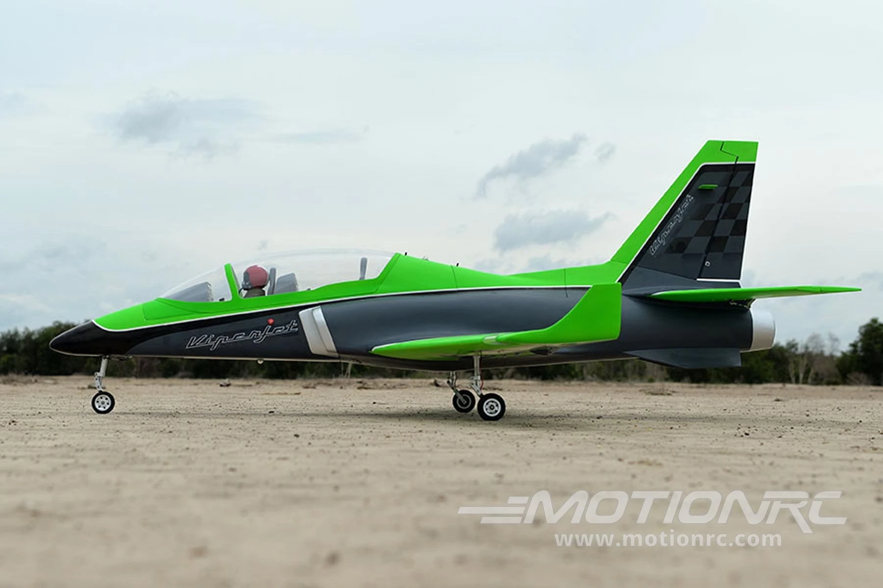 Black Horse Viper Jet Turbine 2000mm (78.7") Wingspan - ARF 4 Black Horse Viper Jet Turbine 2000mm (78.7") Wingspan - ARF - Image 2