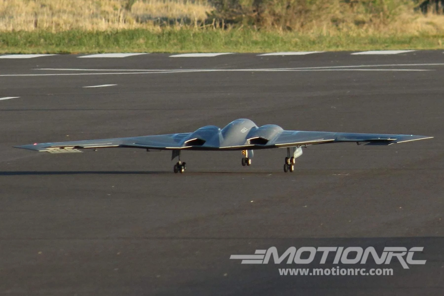 Freewing B-2 Spirit Bomber Twin 70mm EDF Jet - PNP 18 Freewing B-2 Spirit Bomber Twin 70mm EDF Jet - PNP - Image 16