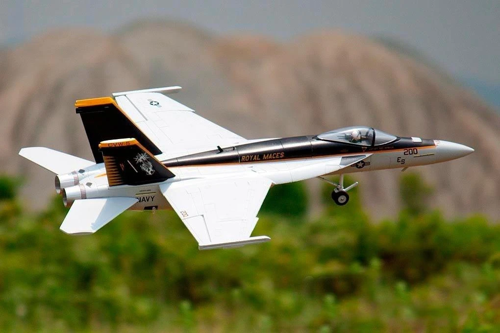 Freewing F/A-18 3S 64mm EDF Jet "Royal Maces" - PNP 3 Freewing F/A-18 3S 64mm EDF Jet "Royal Maces" - PNP