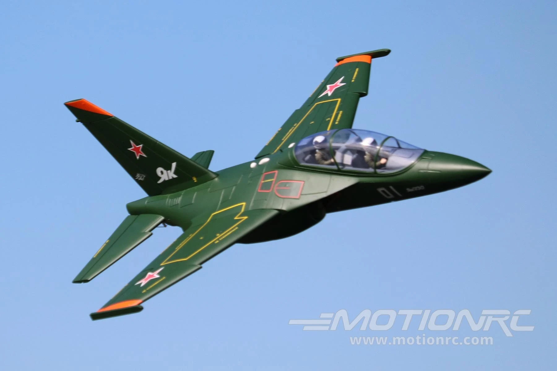 Freewing Yak-130 Green 70mm EDF Jet - ARF PLUS 6 Freewing Yak-130 Green 70mm EDF Jet - ARF PLUS - Image 4
