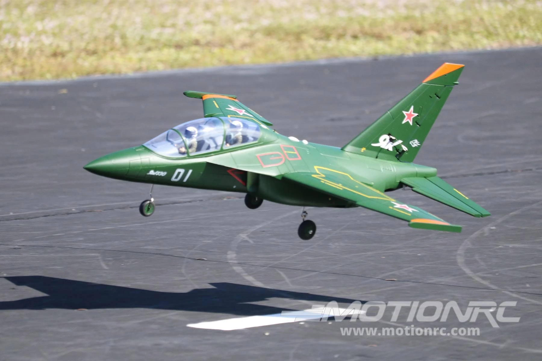 Freewing Yak-130 Green 70mm EDF Jet - ARF PLUS 9 Freewing Yak-130 Green 70mm EDF Jet - ARF PLUS - Image 7