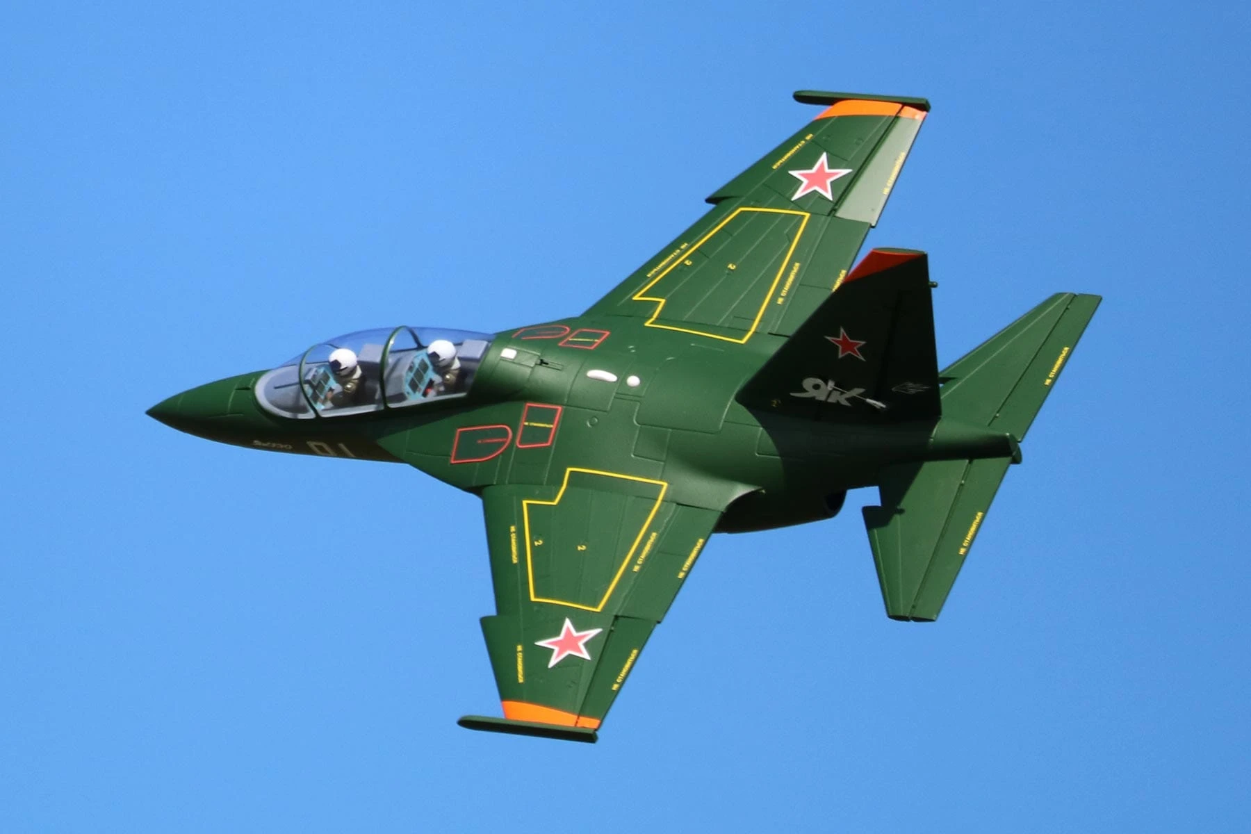 Freewing Yak-130 Green 70mm EDF Jet - PNP 3 Freewing Yak-130 Green 70mm EDF Jet - PNP