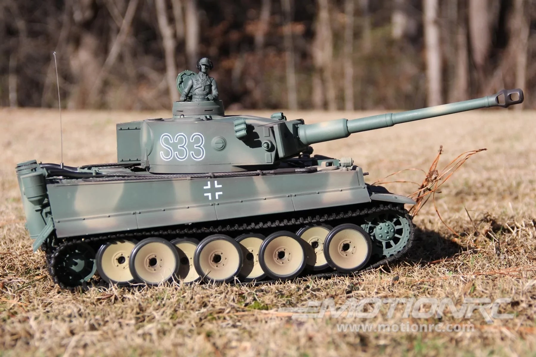 Heng Long German Tiger 1 S33 Upgrade Edition 1/16 Scale Heavy Tank - RTR 5 Heng Long German Tiger 1 S33 Upgrade Edition 1/16 Scale Heavy Tank - RTR - Image 3