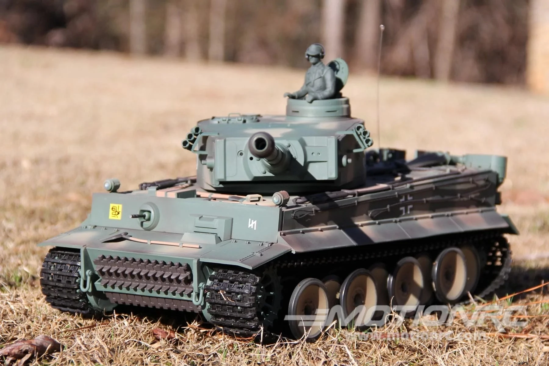 Heng Long German Tiger 1 S33 Upgrade Edition 1/16 Scale Heavy Tank - RTR 6 Heng Long German Tiger 1 S33 Upgrade Edition 1/16 Scale Heavy Tank - RTR - Image 4