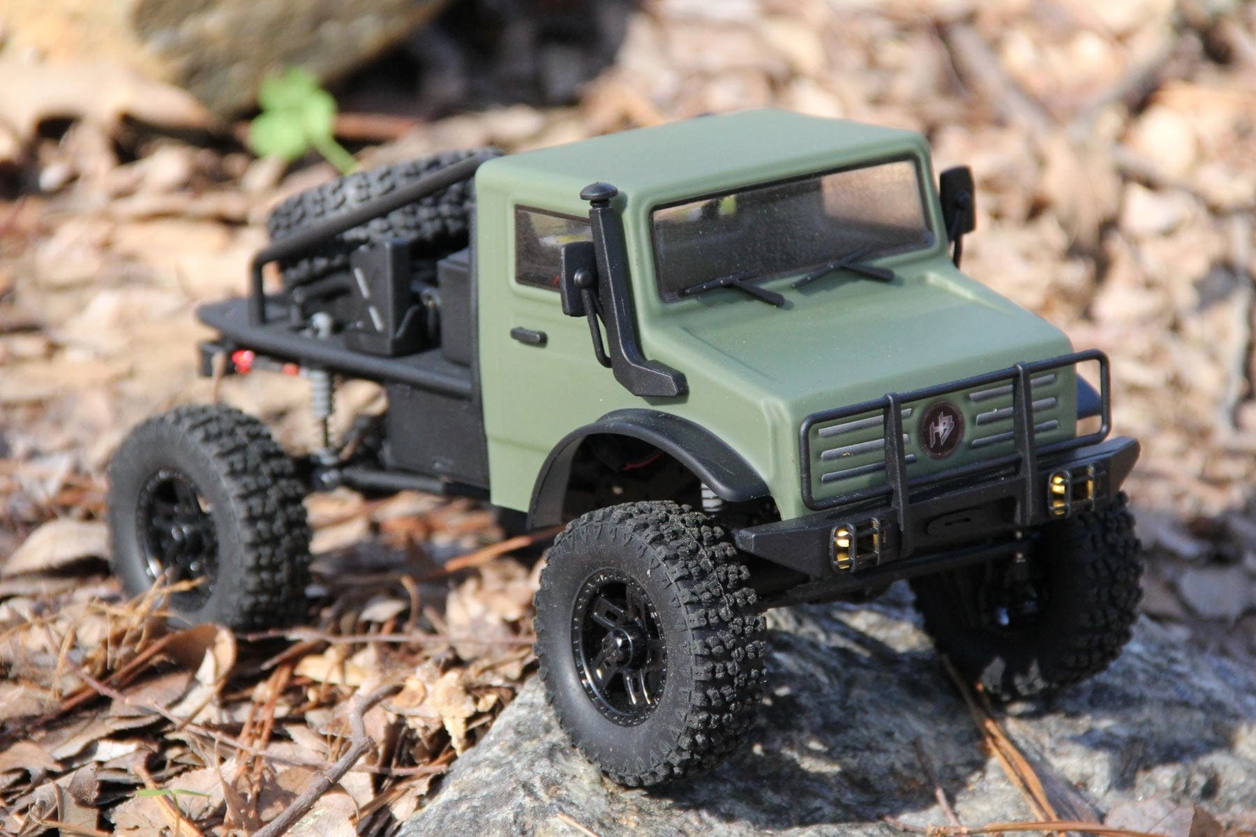 Hobby Plus CR18P Army Green Trail Hunter 1/18 Scale 4WD Mini Crawler - RTR 3 Hobby Plus CR18P Army Green Trail Hunter 1/18 Scale 4WD Mini Crawler - RTR