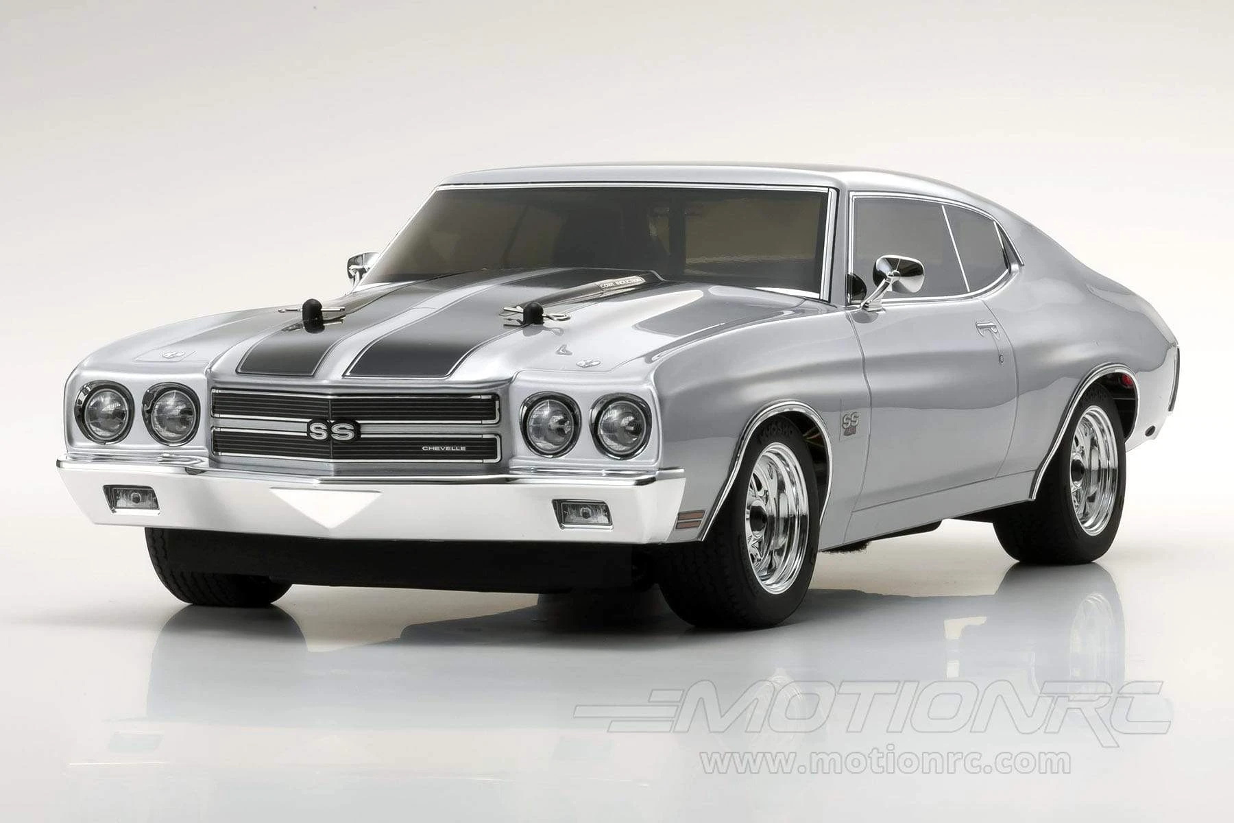 Kyosho Fazer Mk2 1970 Chevelle SS 454 LS6 Cortez Silver 1/10 Scale 4WD Car - RTR 5 Kyosho Fazer Mk2 1970 Chevelle SS 454 LS6 Cortez Silver 1/10 Scale 4WD Car - RTR - Image 3