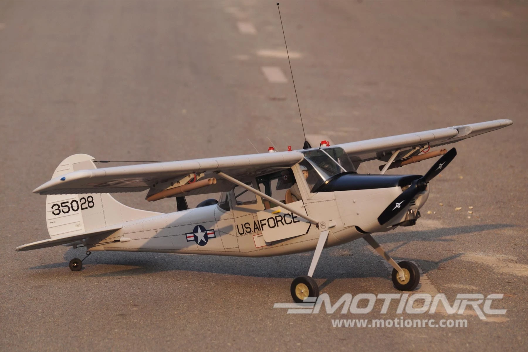 Nexa L-19 Bird Dog Grey 1720mm (67.8") Wingspan - ARF 4 Nexa L-19 Bird Dog Grey 1720mm (67.8") Wingspan - ARF - Image 2