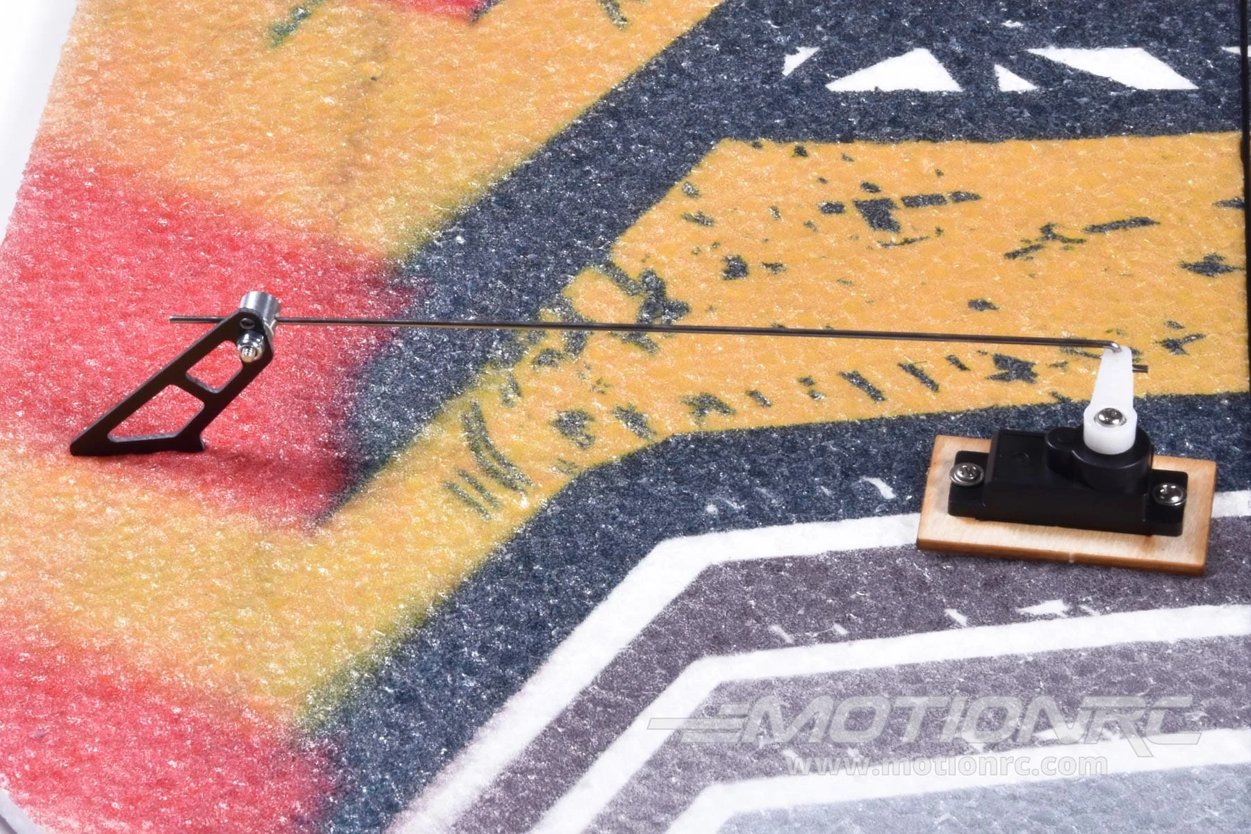 Skynetic Popwing Black 900mm (35.4") Wingspan - ARF BUNDLE 9 Skynetic Popwing Black 900mm (35.4") Wingspan - ARF BUNDLE - Image 7