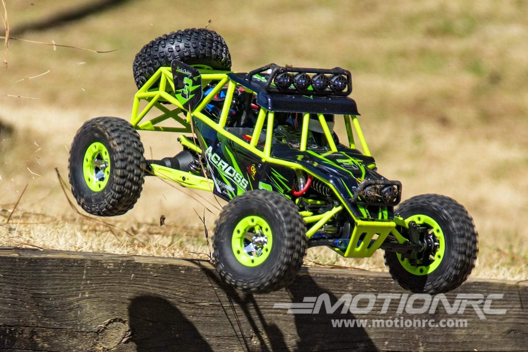 XK INNOVATIONS XK Rock Racer Green 1/12 Scale 4WD Buggy - RTR 8 XK INNOVATIONS XK Rock Racer Green 1/12 Scale 4WD Buggy - RTR - Image 6